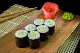 Маки с огурцом